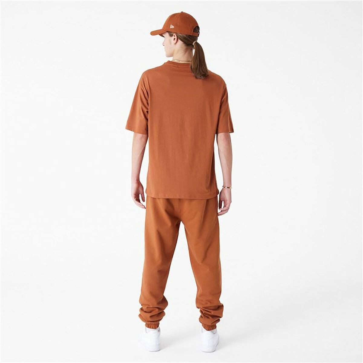 V6H52CCD805EC6A8D3F80A6EAA5F21A4B2FR4573241P2