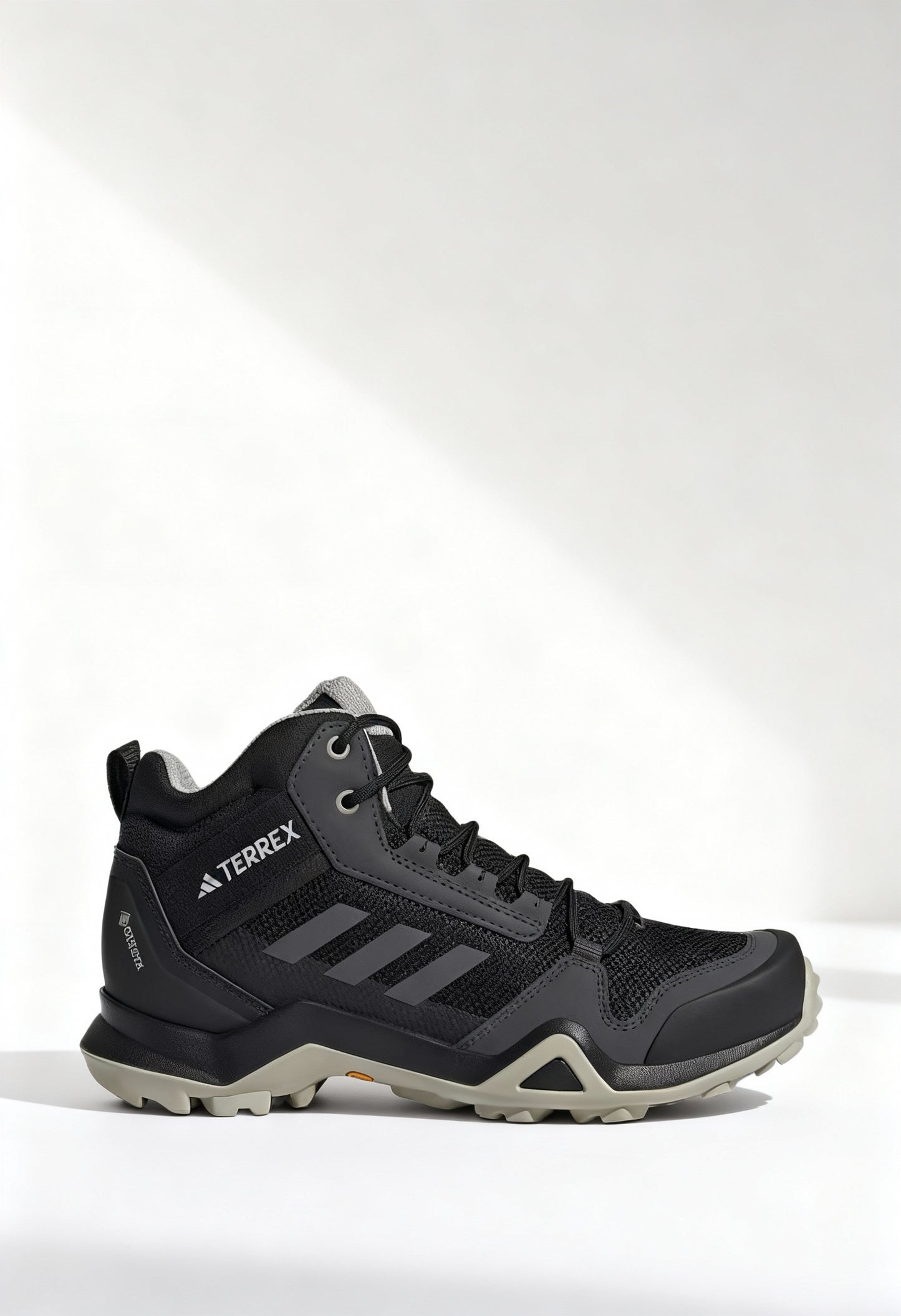 Adidas - TERREX AX3 MID GTX W