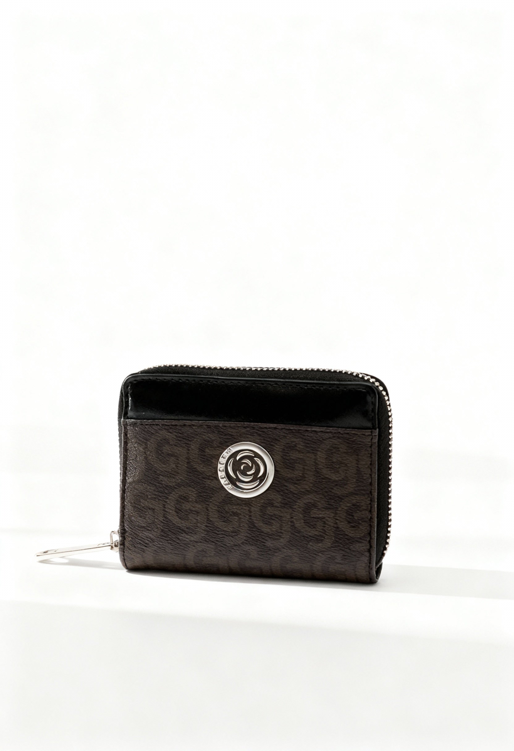 Carrera Jeans AUDREY-CB7273 brown monogram women’s zip wallet with round logo, shown in studio lighting.
