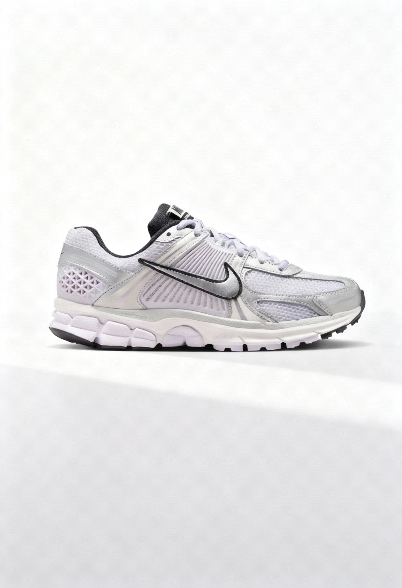 Nike - W NIKE ZOOM VOMERO 5