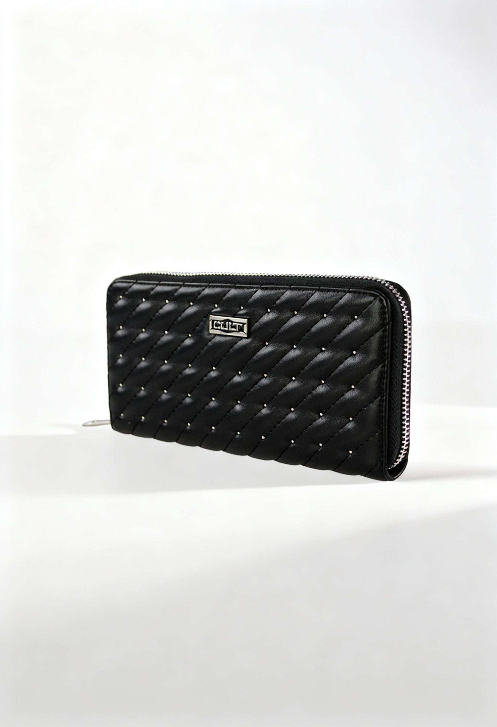 Cult X3EPWX051923 quilted zip wallet in black PU, visible logo and zip closure.
