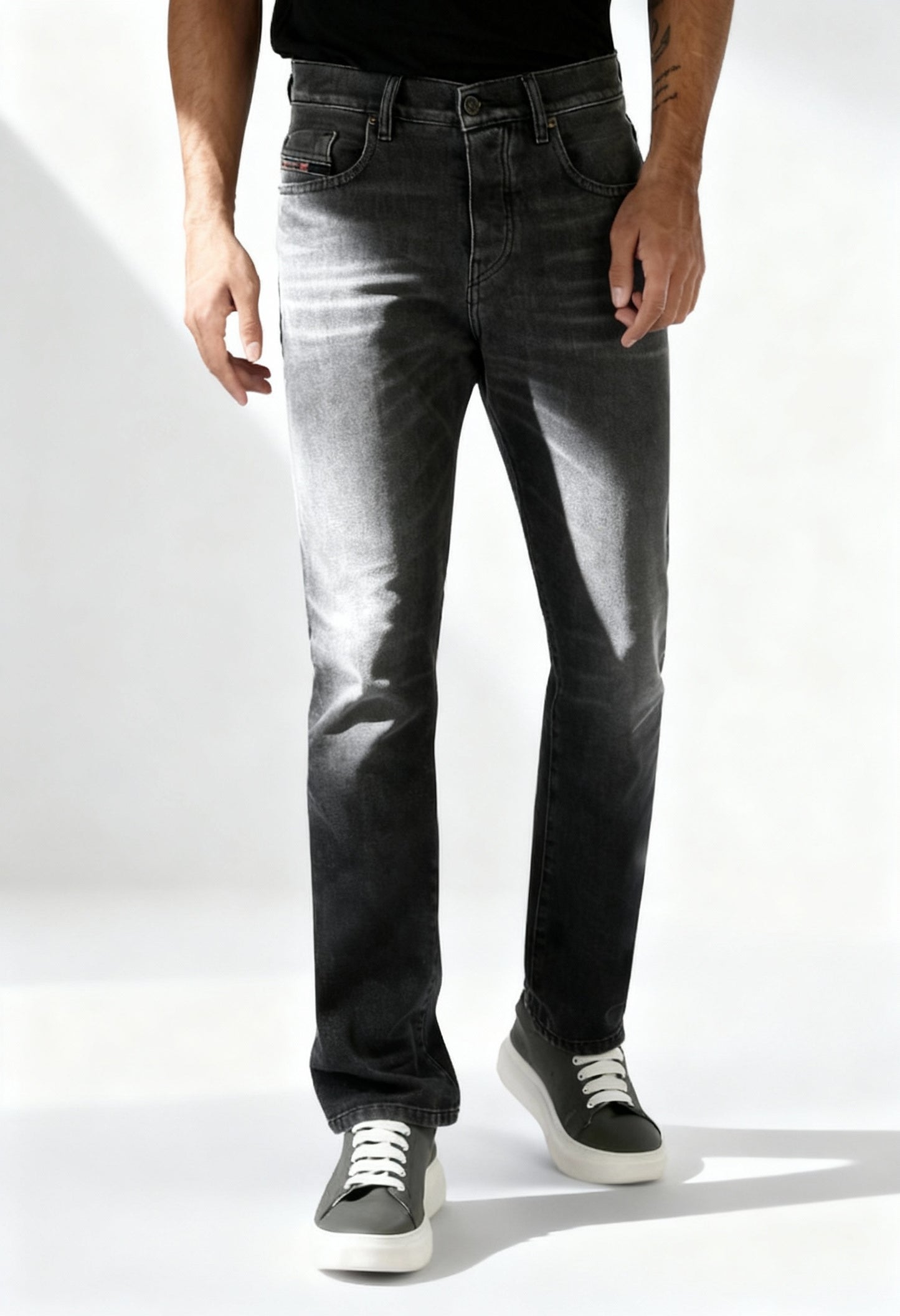 Diesel D-VIKER men's straight-leg jeans in dark grey, worn by model, full view.