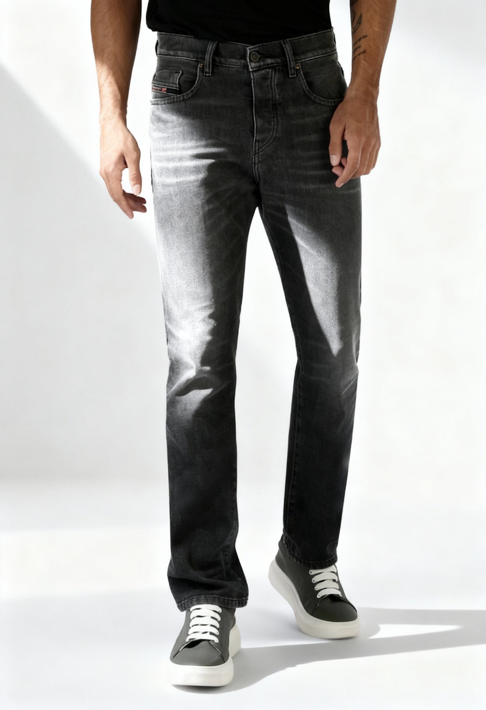 Diesel D-VIKER men's straight-leg jeans in dark grey, worn by model, full view.