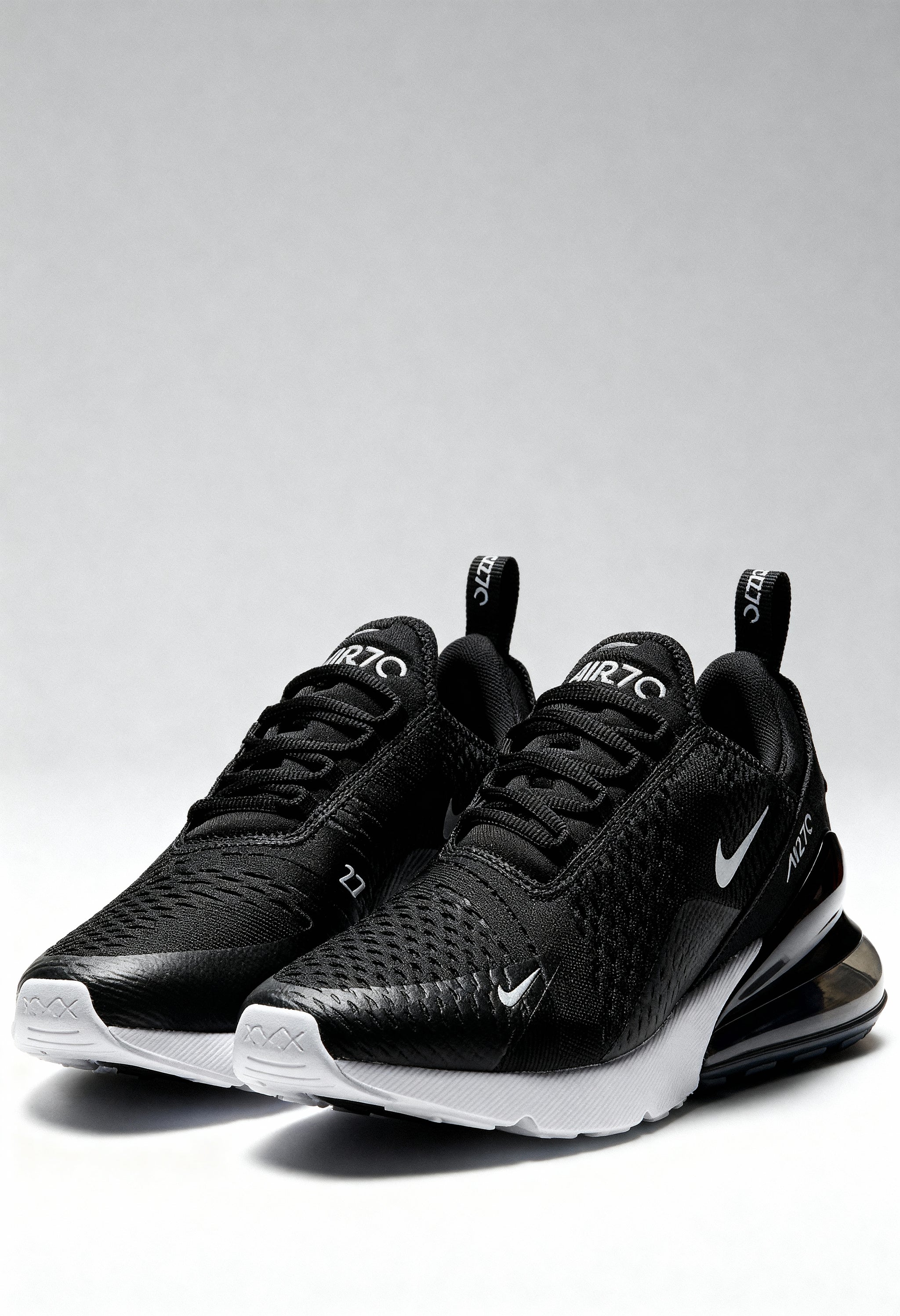 Nike - AirMax270_AH6789-001