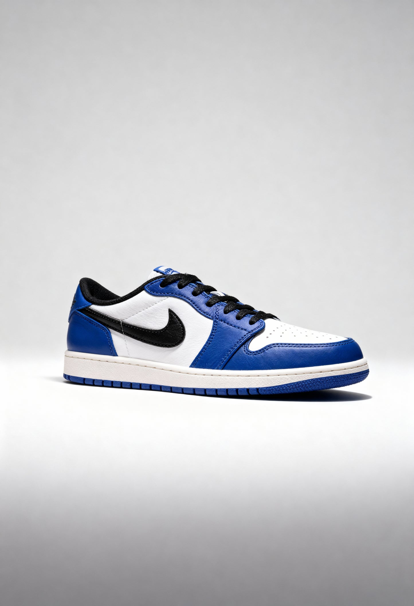 Nike - JORDAN1-RetroLow