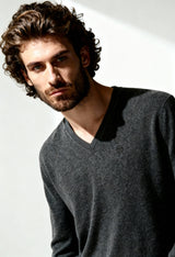 Sergio Tacchini 21105- men's 100% wool V-neck sweater in charcoal grey, worn by model.