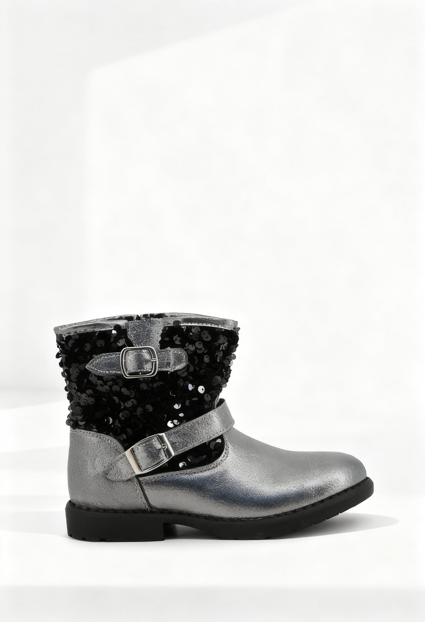 girls-winter-boots-with-side-zip-wearing